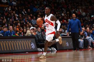 中的一个热 中的一个热