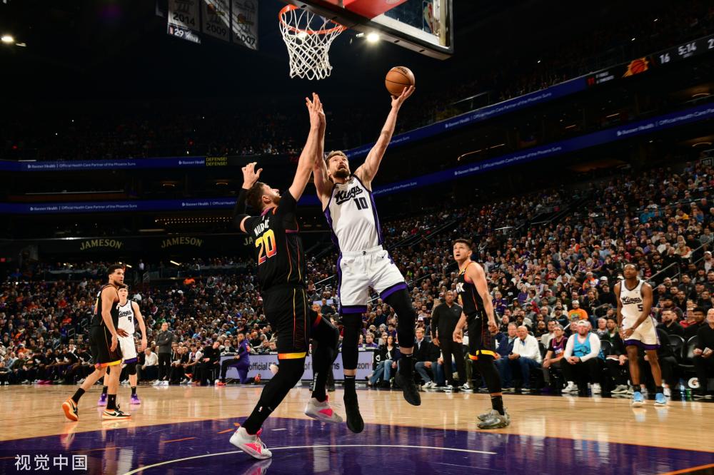 阵容正在逐 阵容正在逐